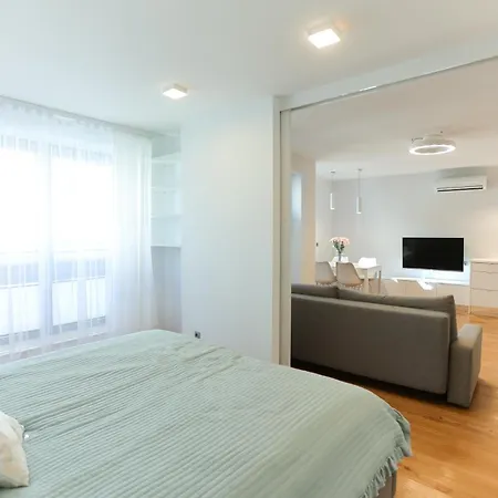 Apartament Stara Winiarnia شقة